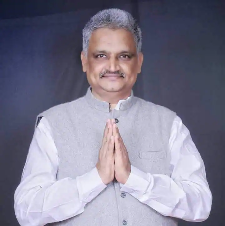 *** ಭದ್ರಾವತಿ ಕ್ಷೇತ್ರದ ಕಾಂಗ್ರೆಸ್ ಅಭ್ಯರ್ಥಿಯಾಗಿ ಕಣಕ್ಕಿಳಿದಿರುವ ಬಿ.ಕೆ.ಸಂಗಮೇಶ್ವರ್ ಗೆ ಇದು 6 ನೇ ವಿಧಾನಸಭೆ ಚುನಾವಣೆಯಾಗಿದೆ. 1999 ರಿಂದ 2018 ರವರೆಗೆ 5 ಚುನಾವಣೆ ಎದುರಿಸಿದ್ದಾರೆ.