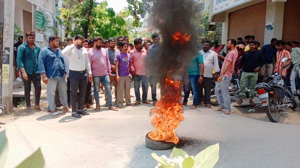 ಟಿಕೆಟ್ ಘೋಷಣೆ ಬೆನ್ನಲ್ಲೇ ‘ಕೈ’ ಪಾಳೇಯದಲ್ಲಿ ಭುಗಿಲೆದ್ದ ಭಿನ್ನಮತ!