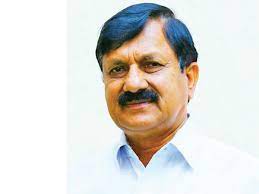 *** ಆರಗ ಜ್ಞಾನೇಂದ್ರ ಬಿಜೆಪಿಯಿಂದ ತೀರ್ಥಹಳ್ಳಿ ಕ್ಷೇತ್ರದಲ್ಲಿ, 1983 ರಿಂದ 2018 ರವರೆಗೆ ಒಟ್ಟಾರೆ 9 ಬಾರಿ ಚುನಾವಣಾ ಕಣಕ್ಕಿಳಿದಿದ್ದಾರೆ. ಇದರಲ್ಲಿ 4 ಬಾರಿ ಜಯ ಸಾಧಿಸಿದ್ದರೆ, 5 ಬಾರಿ ಪರಾಭವಗೊಂಡಿದ್ದಾರೆ. 1983 ಮೊದಲ ಚುನಾವಣೆಯಲ್ಲಿ 17,278 ಮತ ಪಡೆದು ಮೂರನೇ ಸ್ಥಾನ ಪಡೆದಿದ್ದರು. ಆದರೆ 1985 ರಲ್ಲಿ ಮತಗಳಿಕೆ ಪ್ರಮಾಣ 8625 ಕ್ಕೆ ಇಳಿಕೆಯಾಗಿತ್ತು. 1989 ರಲ್ಲಿ 18,142 ಮತ ಪಡೆದಿದ್ದರು. ಹಿಂದಿನ ಎರಡು ಚುನಾವಣೆಯಲ್ಲಿ 3 ನೇ ಸ್ಥಾನ ಪಡೆದಿದ್ದರು.