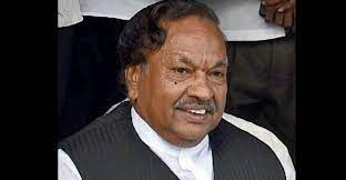 *** ಕೆ.ಎಸ್.ಈಶ್ವರಪ್ಪ ಅವರು ಒಟ್ಟಾರೆ 7 ಬಾರಿ ಶಿವಮೊಗ್ಗ ನಗರ ವಿಧಾನಸಭಾ ಕ್ಷೇತ್ರದಿಂದ ವಿಧಾನಸಭೆ ಚುನಾವಣೆಗೆ ಸ್ಪರ್ಧಿಸಿದ್ದಾರೆ. ಇದರಲ್ಲಿ 5 ಬಾರಿ ಜಯಶೀಲರಾಗಿದ್ದರೆ, ಎರಡು ಬಾರಿ ಸೋತಿದ್ದಾರೆ. 1989 ರಲ್ಲಿ ಮೊದಲ ಬಾರಿಗೆ ವಿಧಾನಸಭೆ ಚುನಾವಣೆಗೆ ಸ್ಪರ್ಧಿಸಿ ಜಯ ಸಾಧಿಸಿದ್ದರು. 1999 ಹಾಗೂ 2013 ರಲ್ಲಿ ಕಾಂಗ್ರೆಸ್ ಅವರು ಪರಾಭವಗೊಂಡಿದ್ದರು.