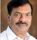 ಶಿವಮೊಗ್ಗ, ಮೇ 13: ಶಿವಮೊಗ್ಗ ನಗರ ವಿಧಾನಸಭಾ ಕ್ಷೇತ್ರದಲ್ಲಿ ಮತ್ತೆ ಕಮಲ ಅರಳಿದೆ. ಬಿಜೆಪಿ ಅಭ್ಯರ್ಥಿ ಚನ್ನಬಸಪ್ಪ ವಿಜಯದ ನಗೆ ಬೀರಿದ್ದಾರೆ. ಕಾಂಗ್ರೆಸ್ ಅಭ್ಯರ್ಥಿ ಹೆಚ್.ಸಿ.ಯೋಗೀಶ್ ಪರಾಭಗೊಂಡಿದ್ದು, ಎರಡನೇ ಸ್ಥಾನಕ್ಕೆ ತೃಪ್ತಿಪಟ್ಟುಕೊಂಡಿದ್ದಾರೆ. ಮತ್ತೊಂದೆಡೆ, ಭಾರೀ ಕುತೂಹಲ ಮೂಡಿಸಿದ್ದ ಜೆಡಿಎಸ್ ಅಭ್ಯರ್ಥಿ ಆಯನೂರು ಮಂಜುನಾಥ್ ಹೀನಾಯ ಸೋಲನುಭವಿಸಿದ್ದಾರೆ!