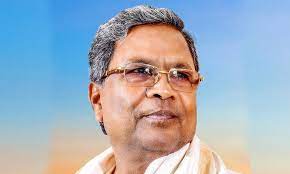 ಮಂಗಳವಾರ ಪ್ರಕೃತಿ ವಿಕೋಪ ನಿರ್ವಹಣೆ ಕುರಿತಾಗಿ ಮುಖ್ಯಮಂತ್ರಿ ಸಿದ್ದರಾಮಯ್ಯ ಅವರು ರಾಜ್ಯದ ಎಲ್ಲ ಜಿಲ್ಲೆಗಳ ಡಿಸಿ, ಸಿಇಓಗಳೊಂದಿಗೆ ವೀಡಿಯೋ ಕಾನ್ಫರೆನ್ಸ್ ಮೂಲಕ ಸಮಾಲೋಚನೆ ನಡೆಸಿದರು. ಅತಿವೃಷ್ಟಿಯಿಂದ ಅನಾಹುತ ಸಂಭವಿಸುವ ಮೊದಲೇ ಮುನ್ನೆಚ್ಚರಿಕೆ ಕ್ರಮಗಳನ್ನು ಕೈಗೊಳ್ಳಬೇಕು. 
