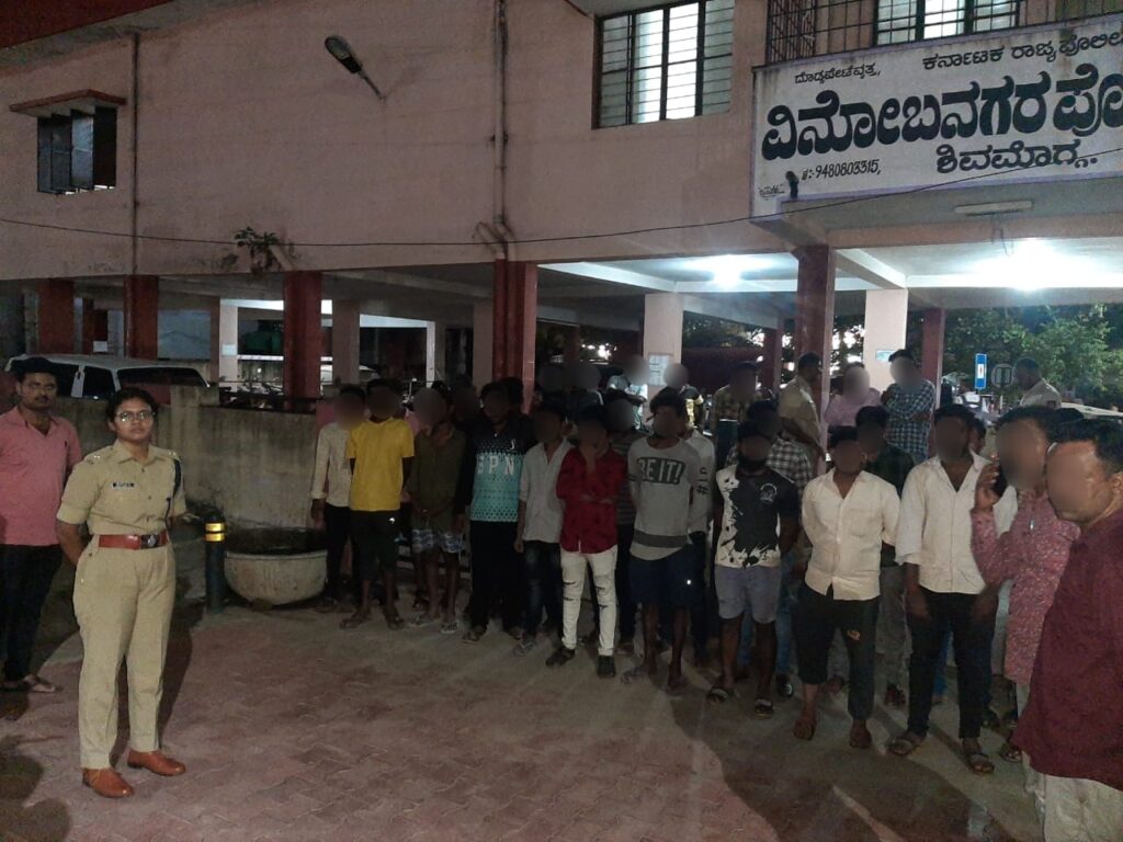ನಿರ್ಜನ ಪ್ರದೇಶಗಳಲ್ಲಿ ಅನುಮಾನಾಸ್ಪದ ವರ್ತನೆ : 22 ಜನರು ಪೊಲೀಸ್ ವಶಕ್ಕೆ