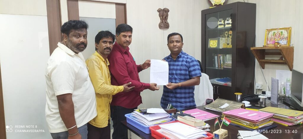 ಹಳೇಯ ವಿದ್ಯಾರ್ಥಿ ಸಂಘಟನೆಯಿಂದ ಸ್ಮಾರ್ಟ್ ಸಿಟಿ ಎಂಡಿಗೆ ಮನವಿ