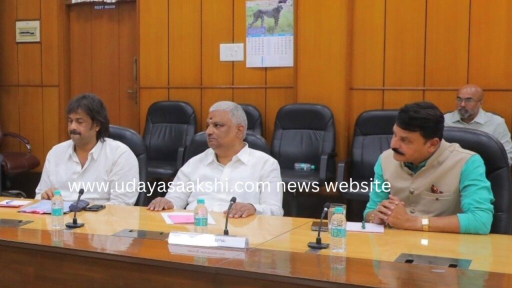 ಶಿವಮೊಗ್ಗ ಜಿಲ್ಲೆಯ ಕಾಂಗ್ರೆಸ್ ಶಾಸಕರಿಗೆ ಸಿಎಂ – ಡಿಸಿಎಂ ನೀಡಿದ ಖಡಕ್ ಸೂಚನೆಯೇನು?  