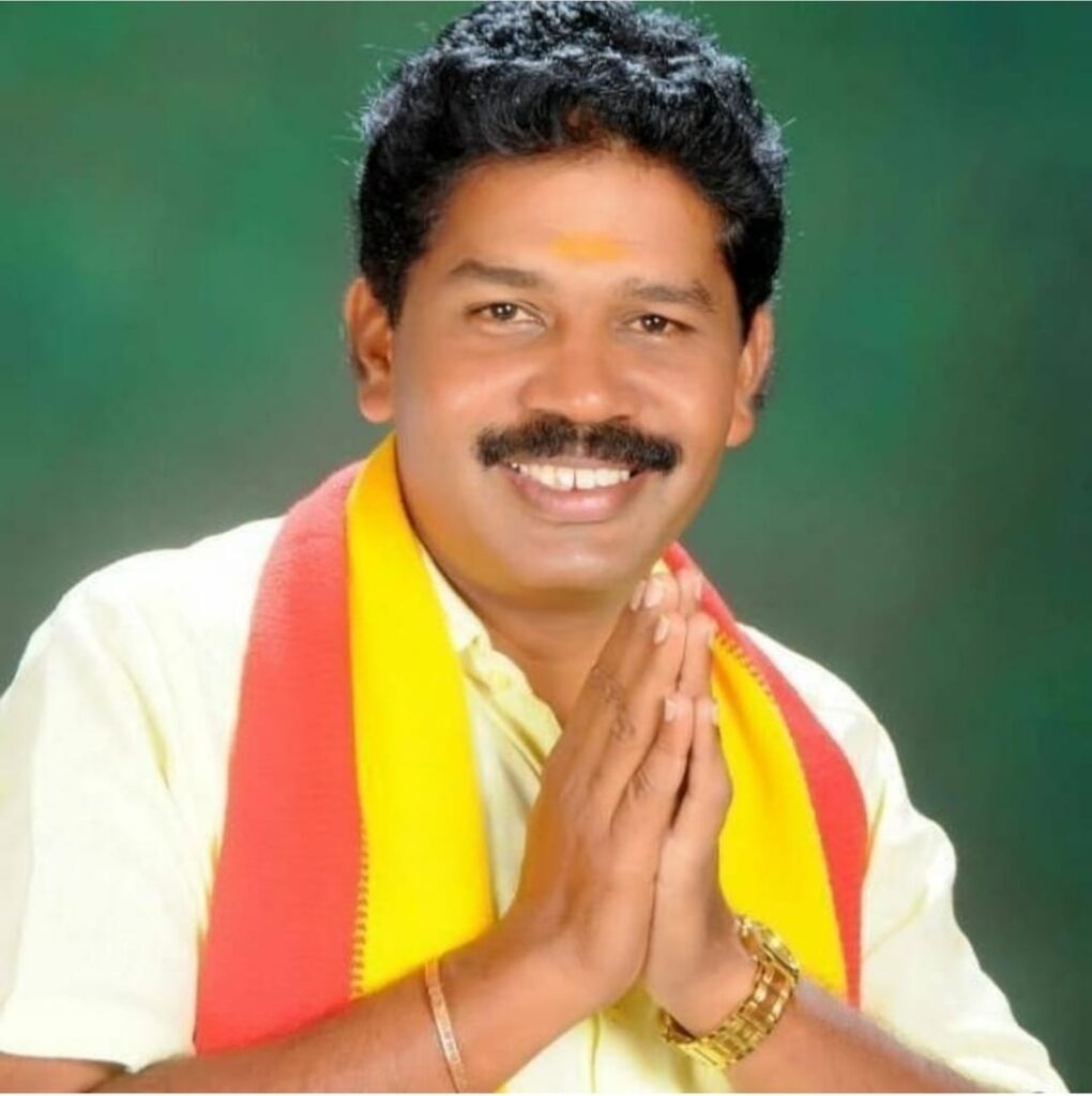 ಕನ್ನಡ ಕಾರ್ಮಿಕರ ರಕ್ಷಣಾ ವೇದಿಕೆಯ ಅಧ್ಯಕ್ಷ ವಾಟಾಳ್ ಮಂಜುನಾಥ್