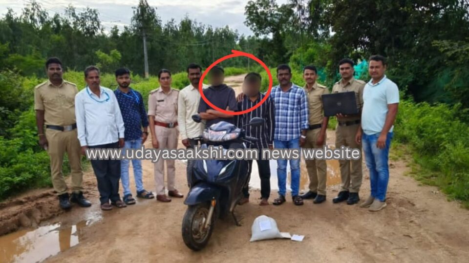 shimoga | Shimoga - Continued ganja hunting: Two youths arrested! ಶಿವಮೊಗ್ಗ - ಮುಂದುವರೆದ ಗಾಂಜಾ ಬೇಟೆ : ಇಬ್ಬರು ಯುವಕರು ಅರೆಸ್ಟ್!