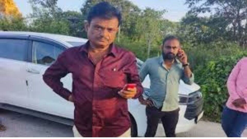 bengaluru | mla munirathna | Bengaluru: MLA Muniratna in police custody for two days! ಬೆಂಗಳೂರು : ಶಾಸಕ ಮುನಿರತ್ನ ಎರಡು ದಿನಗಳ ಕಾಲ ಪೊಲೀಸ್ ಕಸ್ಟಡಿಗೆ!