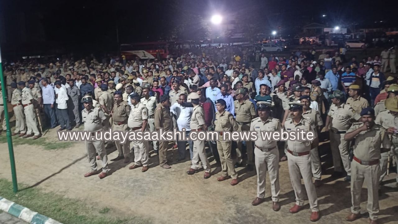 bhadravati | Bhadravati: Thousands of policemen have been deployed to guard the Ganapati procession! ಭದ್ರಾವತಿ : ಗಣಪತಿ ಮೆರವಣಿಗೆ ಬಂದೋಬಸ್ತ್ ಕಾರ್ಯಕ್ಕೆ ಸಾವಿರಾರು ಪೊಲೀಸರ ನಿಯೋಜನೆ!