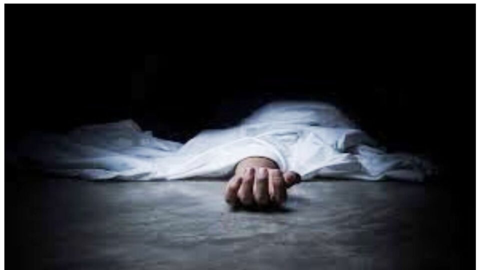 Shimoga : The body of an anonymous man was found in the channel water! ಶಿವಮೊಗ್ಗ : ಚಾನಲ್ ನೀರಿನಲ್ಲಿ ಅನಾಮಧೇಯ ಪುರುಷನ ಶವ ಪತ್ತೆ!
