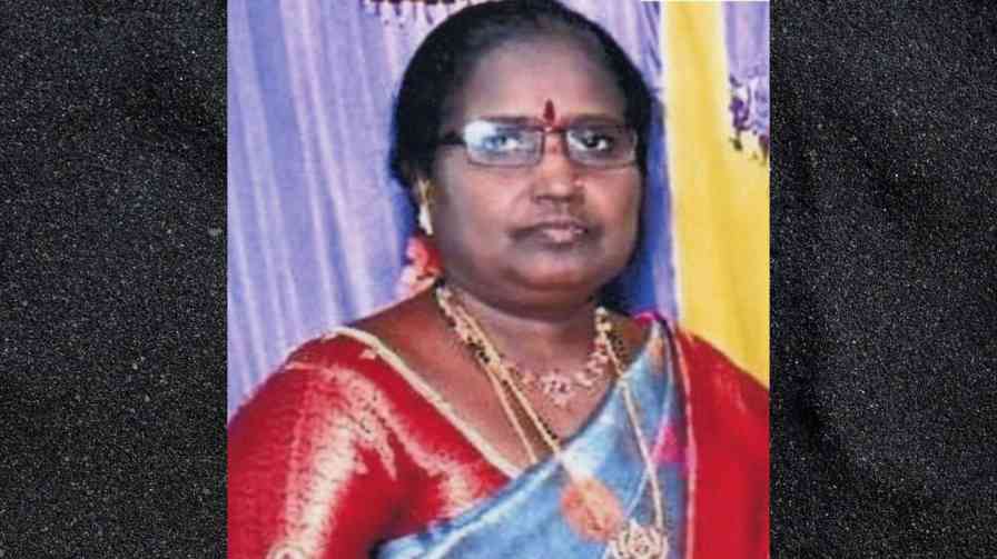 The incident of a woman who left her house and disappeared mysteriously took place in Harige village on the outskirts of Shimoga city. In this regard, the police department Released the press statement. Gayatri B Kom Prakashkumar P, a resident of Harige village under Shivamogga rural police station. 51-year-old woman had gone out of the house on October 03. Then till now she has not returned home.