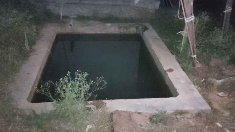 A three-year-old boy died after falling into the water tank of a government hospital in Shikaripura town ಶಿಕಾರಿಪುರ ಸರ್ಕಾರಿ ಆಸ್ಪತ್ರೆ ನೀರಿನ ತೊಟ್ಟಿಗೆ ಬಿದ್ದು 3 ವರ್ಷದ ಬಾಲಕನ ದಾರುಣ ಸಾವು!