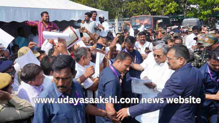 Why did Siddaramaiah say that 'Politicians will be painted if they join for dinner'? ‘ರಾಜಕಾರಣಿಗಳು ಊಟಕ್ಕೆ ಸೇರಿದರೆ ಬಣ್ಣ ಕಟ್ಟಲಾಗುತ್ತದೆ…’ ಎಂದು ಸಿದ್ದರಾಮಯ್ಯ ಹೇಳಿದ್ದೇಕೆ?