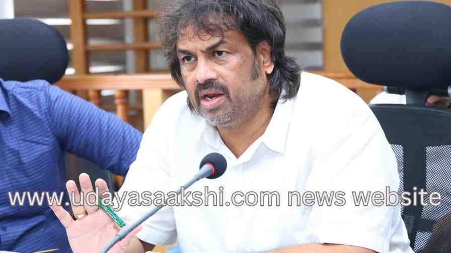 shimoga | Shimoga: Heavy tax unnecessary restrictions - what is the minister's instruction to the commercial tax department? shimoga | ಶಿವಮೊಗ್ಗ : ಭಾರೀ ತೆರಿಗೆ, ಅನಗತ್ಯ ನಿರ್ಬಂಧ - ವಾಣಿಜ್ಯ ತೆರಿಗೆ ಇಲಾಖೆಗೆ ಸಚಿವರ ಸೂಚನೆಯೇನು?