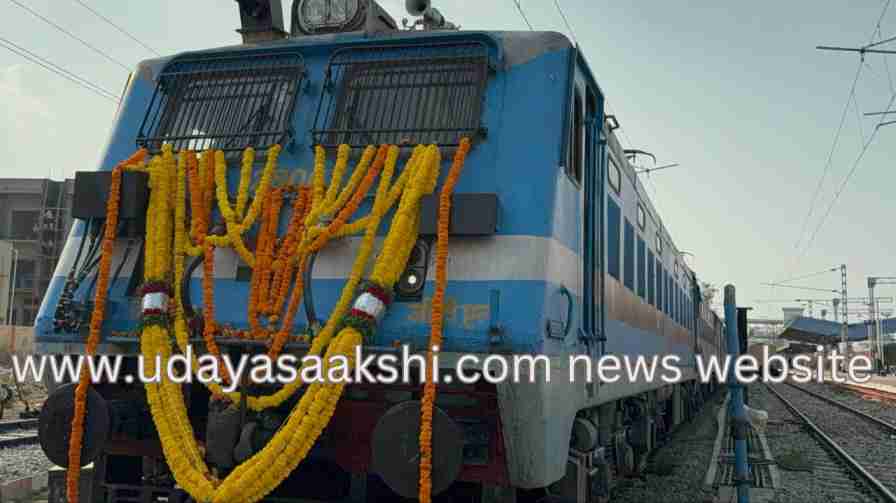 Special train service between Yeshwantpur and Thalaguppa on the occasion of Dussehra festival ದಸರಾ ಹಬ್ಬದ ಪ್ರಯುಕ್ತ ಯಶವಂತಪುರ –ತಾಳಗುಪ್ಪ ನಡುವೆ ವಿಶೇಷ ರೈಲು ಸಂಚಾರ