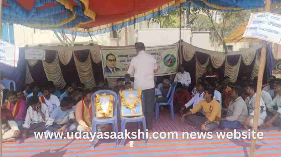 Shimoga: Water supply workers' protest for 3rd day - Officials not visiting the place! shimoga | ಶಿವಮೊಗ್ಗ : ಅಹೋರಾತ್ರಿ ಪ್ರತಿಭಟನೆ 3 ನೇ ದಿನಕ್ಕೆ – ಸ್ಥಳಕ್ಕೆ ಭೇಟಿ ನೀಡದ ಅಧಿಕಾರಿಗಳು!