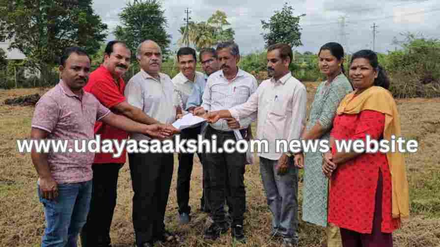 Petition from the residents demanding inclusion in Shimoga Corporation ಶಿವಮೊಗ್ಗ ಪಾಲಿಕೆ ವ್ಯಾಪ್ತಿಗೆ ಸೇರ್ಪಡೆ ಮಾಡಲು ಆಗ್ರಹಿಸಿ ನಿವಾಸಿಗಳಿಂದ ಮನವಿ