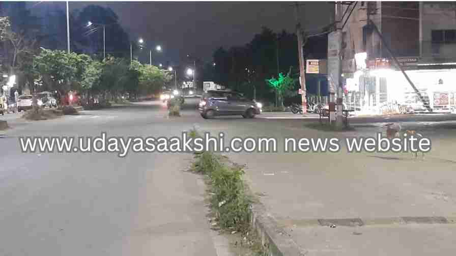 Shimoga: Miscreants threaten hostel student with deadly weapon! ಶಿವಮೊಗ್ಗ : ಹಾಸ್ಟೆಲ್ ವಿದ್ಯಾರ್ಥಿಗೆ ಮಾರಕಾಸ್ತ್ರದಿಂದ ಬೆದರಿಸಿದ ಕಿಡಿಗೇಡಿಗಳು!