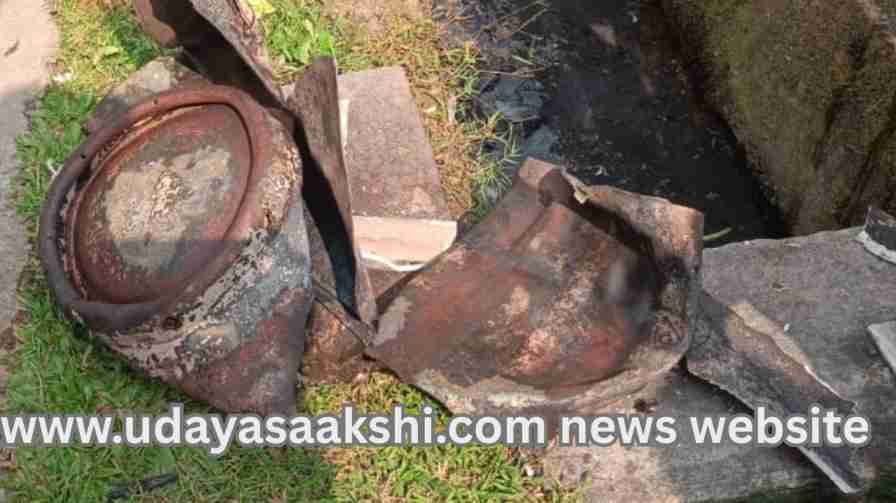 Shimoga: Gas cylinder explosion - the house is completely damaged! ಶಿವಮೊಗ್ಗ : ಗ್ಯಾಸ್ ಸಿಲಿಂಡರ್ ಸ್ಪೋಟ – ಮನೆ ಸಂಪೂರ್ಣ ಜಖಂ!